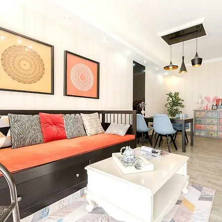 Commercial And Holiday Apartamento Tallin
